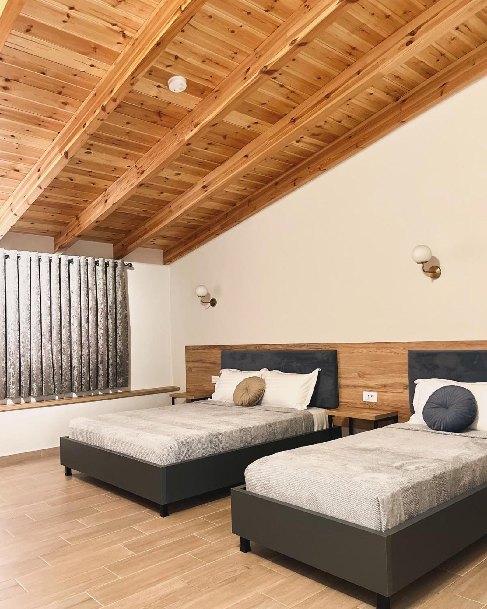 Mili Hotel Berat Exterior foto